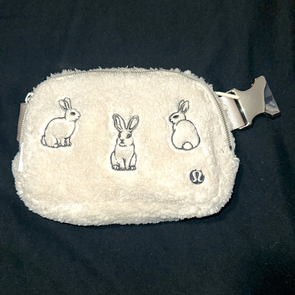 Lunar year 2023 Special Edition Bunnies Everywhere Crossbody bag. 1L